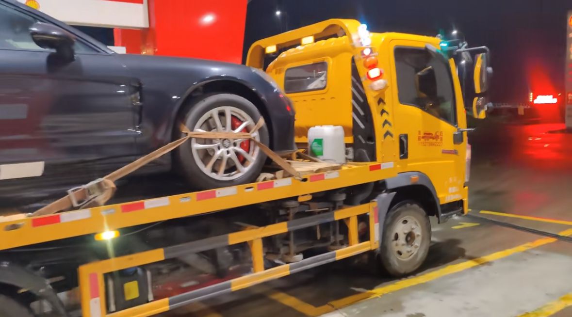 天水行车途中遇到突发状况该如何呼叫道路救援？